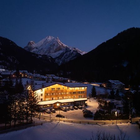 Dolomiten Hotel Irma Canazei Eksteriør bilde