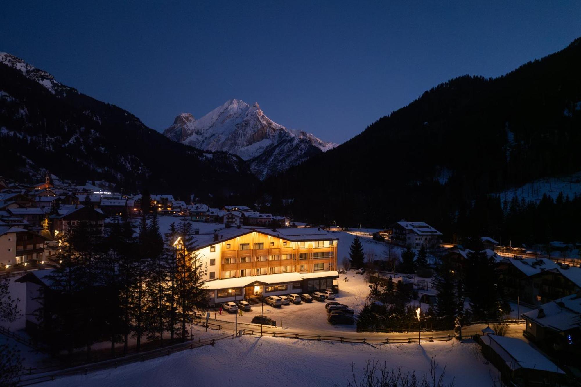 Dolomiten Hotel Irma Canazei Eksteriør bilde