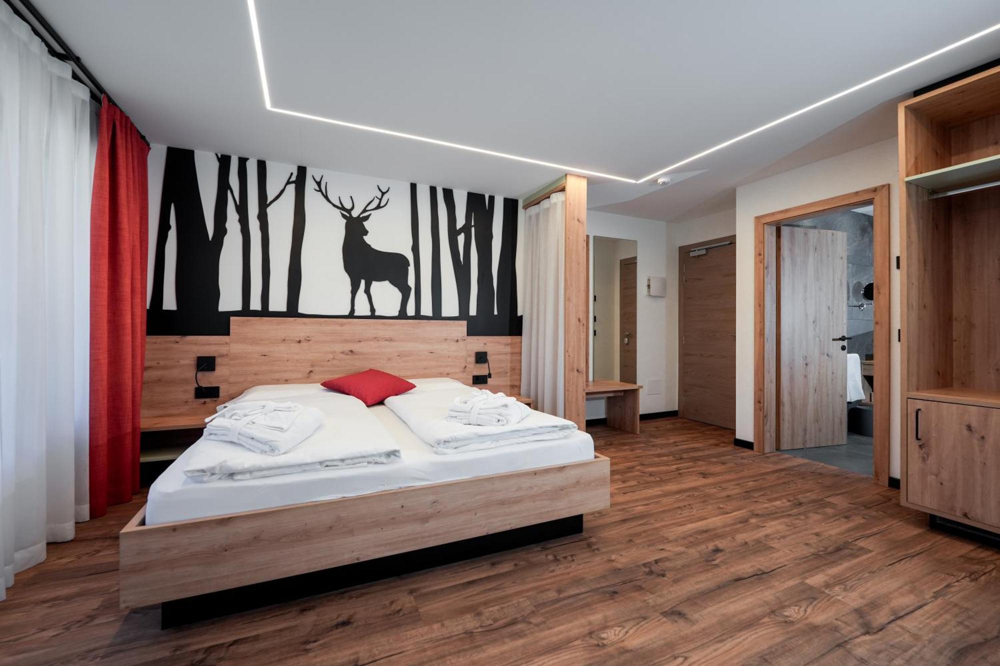 Dolomiten Hotel Irma Canazei Eksteriør bilde
