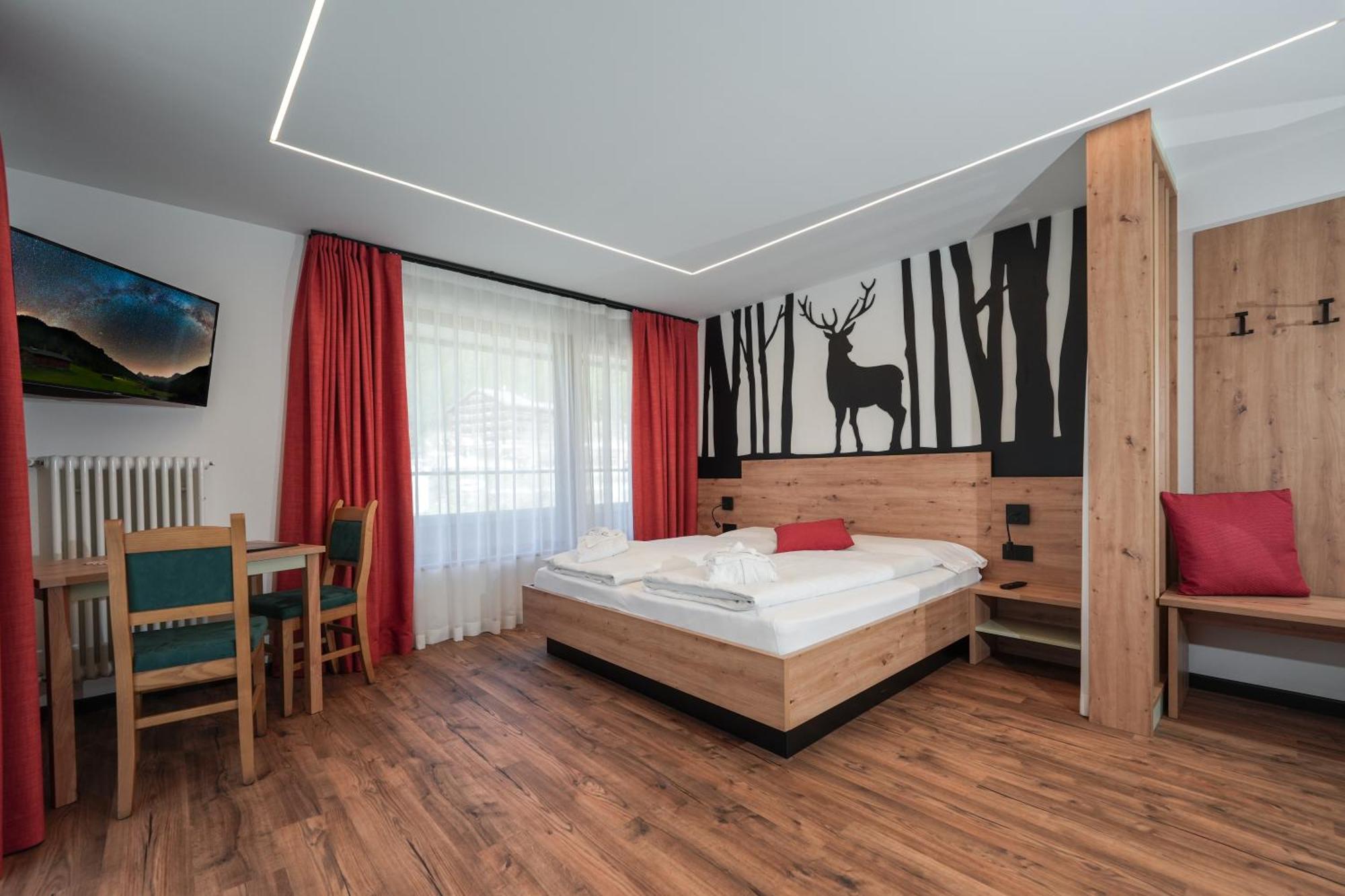 Dolomiten Hotel Irma Canazei Eksteriør bilde
